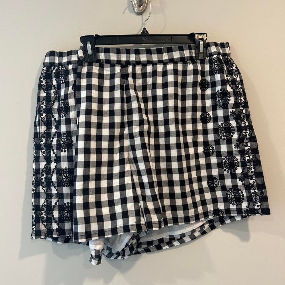 Lane Bryant black and white gingham shorts sz 18 NWT